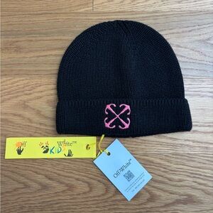 Off-White Kids Black Beanie with Pink Emblem